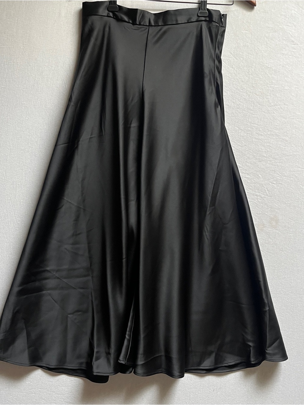 NWT Banana Republic Black Satin A-Line Women's Skirt Sz 4